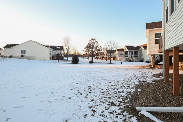 3023 Stone Creek Court, Marion, IA 52302