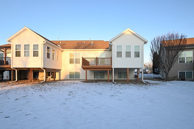 3023 Stone Creek Court, Marion, IA 52302