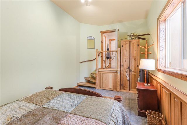 3855 NW Montgomery Avenue, Redmond, OR 97756