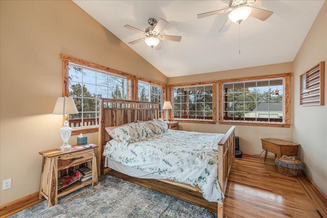 3855 NW Montgomery Avenue, Redmond, OR 97756