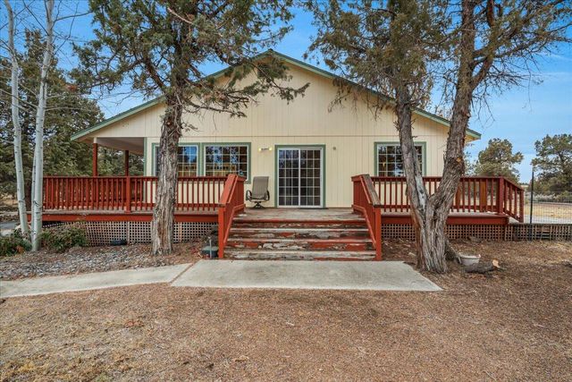 3855 NW Montgomery Avenue, Redmond, OR 97756