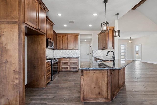 12065 Bighorn Ln, Elgin, OK 73538