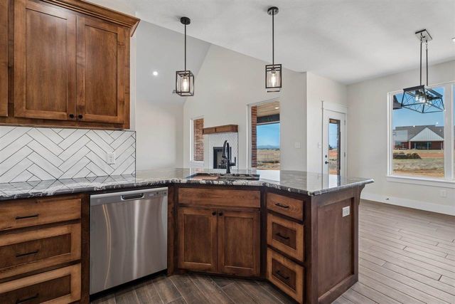 12065 Bighorn Ln, Elgin, OK 73538