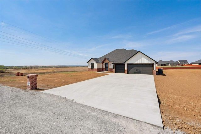 12065 Bighorn Ln, Elgin, OK 73538