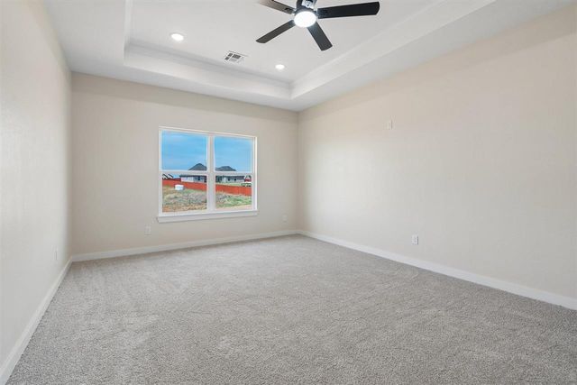 12065 Bighorn Ln, Elgin, OK 73538