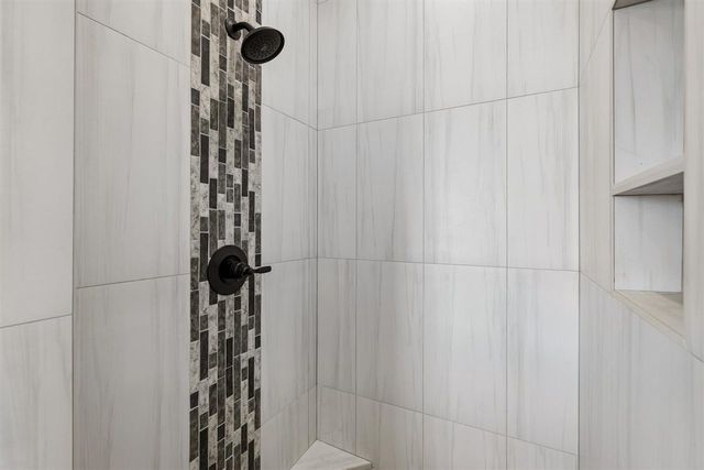 12065 Bighorn Ln, Elgin, OK 73538