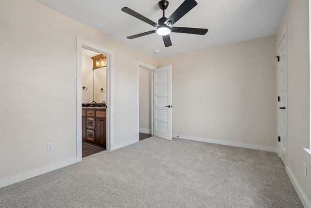 12065 Bighorn Ln, Elgin, OK 73538