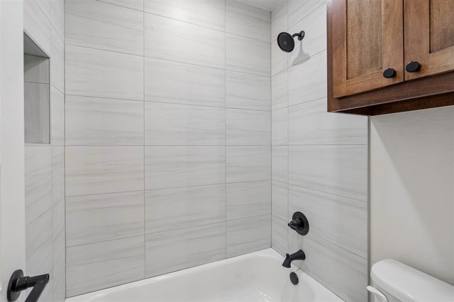 12065 Bighorn Ln, Elgin, OK 73538