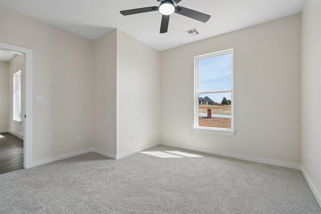 12065 Bighorn Ln, Elgin, OK 73538