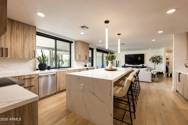 8901 N 80TH Way, Scottsdale, AZ 85258