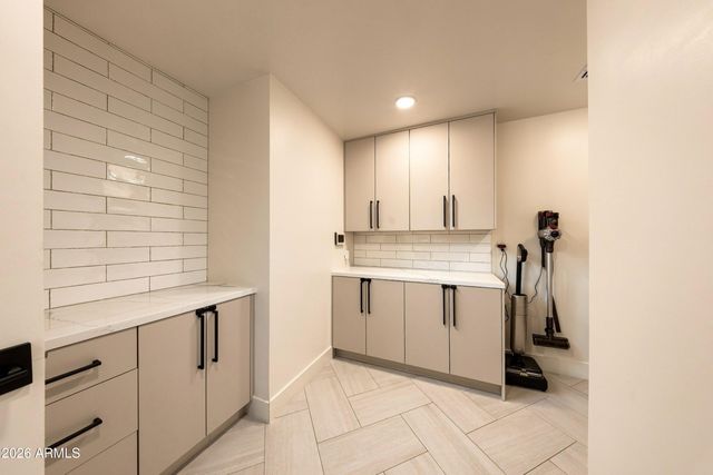8901 N 80TH Way, Scottsdale, AZ 85258