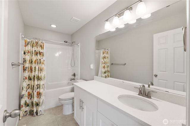 13419 196th Avenue E, Bonney Lake, WA 98391