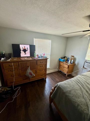 1108 State Street, West Palm Beach, FL 33407