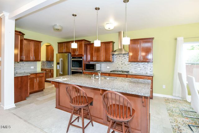 202 Michelangelo Place, Morrisville, NC 27560
