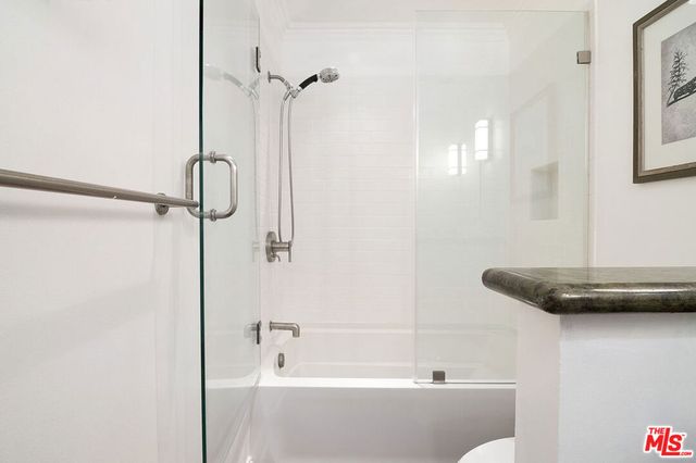 740 N Kings Road 320, West Hollywood, CA 90069