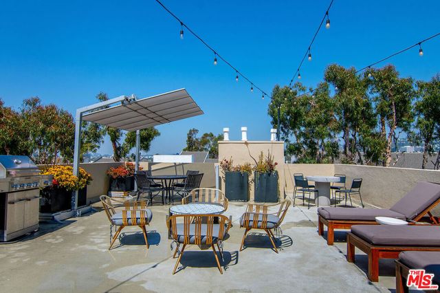 740 N Kings Road 320, West Hollywood, CA 90069