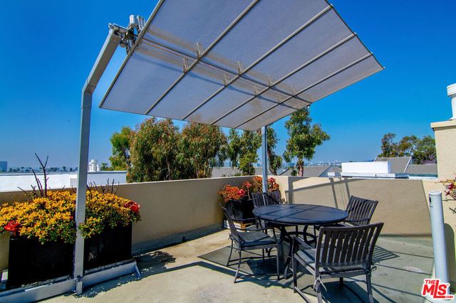 740 N Kings Road 320, West Hollywood, CA 90069