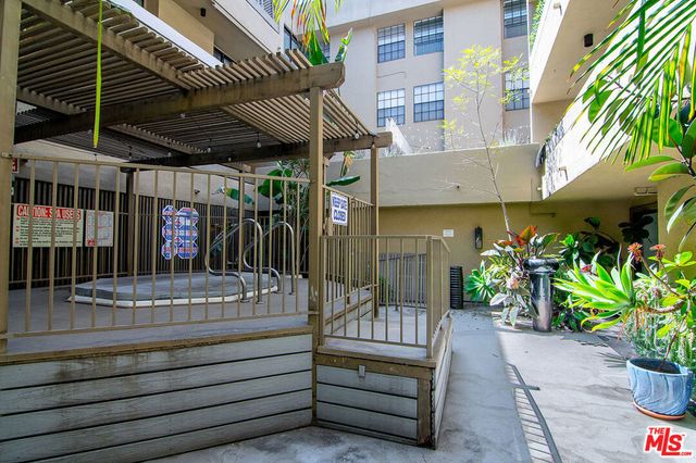 740 N Kings Road 320, West Hollywood, CA 90069