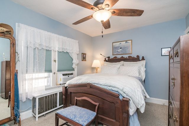 134 Eddywood St, Springfield, MA 01118
