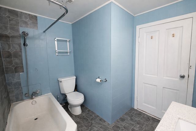 2310 Cuyler Avenue, Berwyn, IL 60402