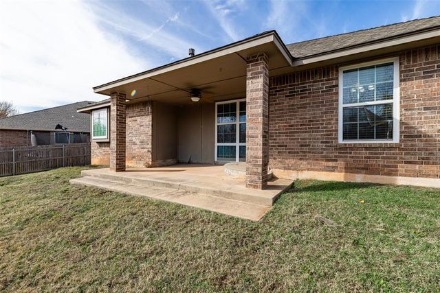 2001 Central Parkway, Norman, OK 73071