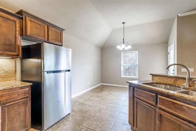 2001 Central Parkway, Norman, OK 73071