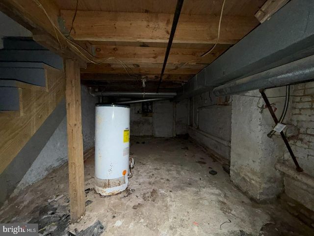 2422 JEFFERSON ST, Baltimore, MD 21205