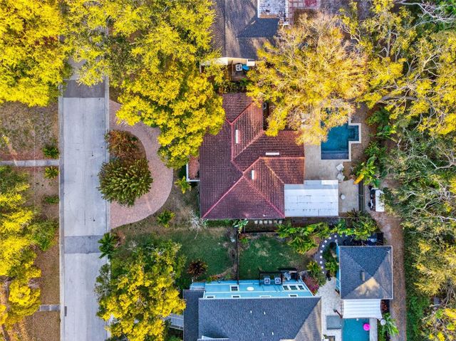 410 35TH AVENUE NE, St Petersburg, FL 33704