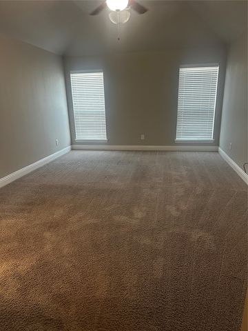 229 Crestlyn Drive, Midlothian, TX 76065