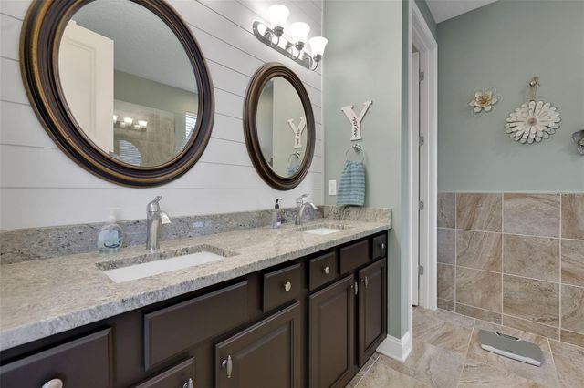 27 SANDY BEACH WAY, Palm Coast, FL 32137