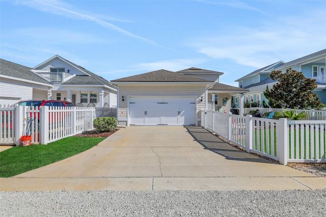 27 SANDY BEACH WAY, Palm Coast, FL 32137