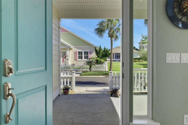 27 SANDY BEACH WAY, Palm Coast, FL 32137