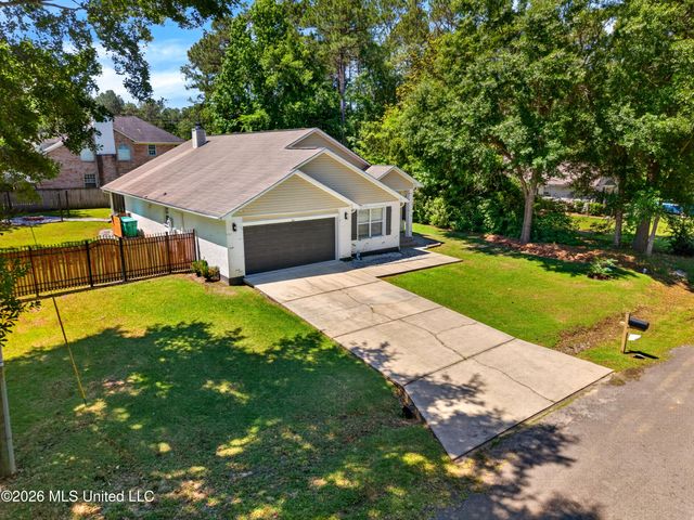 1607 Stillwater Drive, Gautier, MS 39553