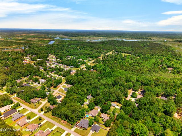 1607 Stillwater Drive, Gautier, MS 39553