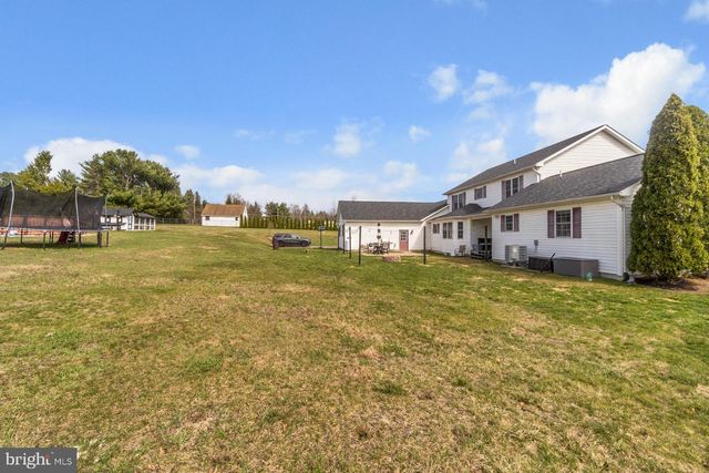 8285 POHOPOCO DR, Kunkletown, PA 18058