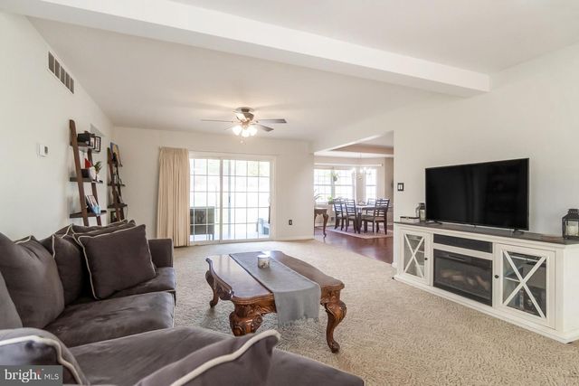 8285 POHOPOCO DR, Kunkletown, PA 18058