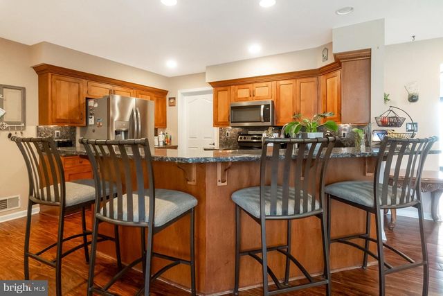 8285 POHOPOCO DR, Kunkletown, PA 18058