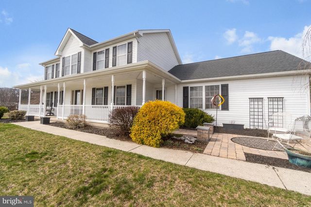 8285 POHOPOCO DR, Kunkletown, PA 18058