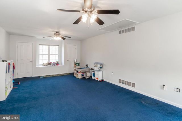 8285 POHOPOCO DR, Kunkletown, PA 18058