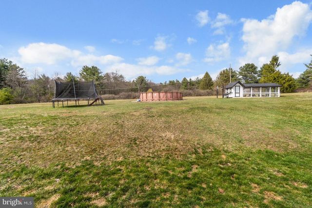 8285 POHOPOCO DR, Kunkletown, PA 18058