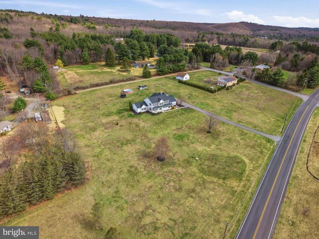 8285 POHOPOCO DR, Kunkletown, PA 18058