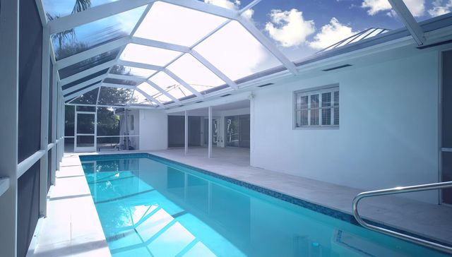 7 SE Paddock Circle, Jupiter, FL 33469