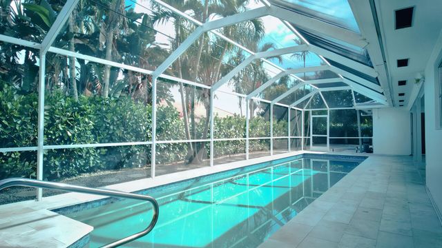 7 SE Paddock Circle, Jupiter, FL 33469