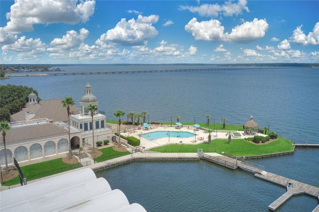 3164 Bentwater Drive, Montgomery, TX 77356