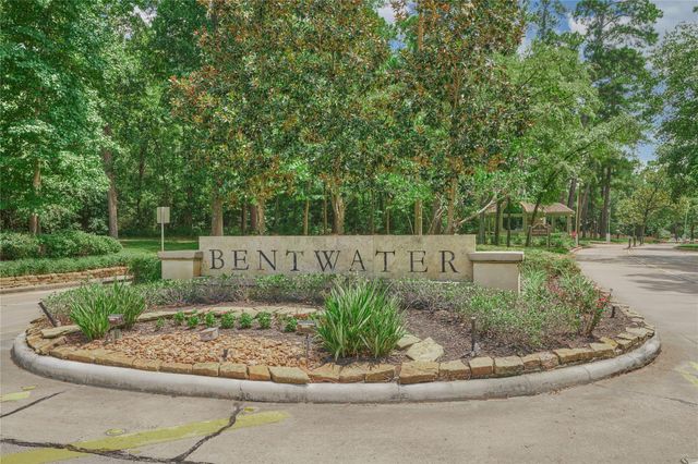 3164 Bentwater Drive, Montgomery, TX 77356