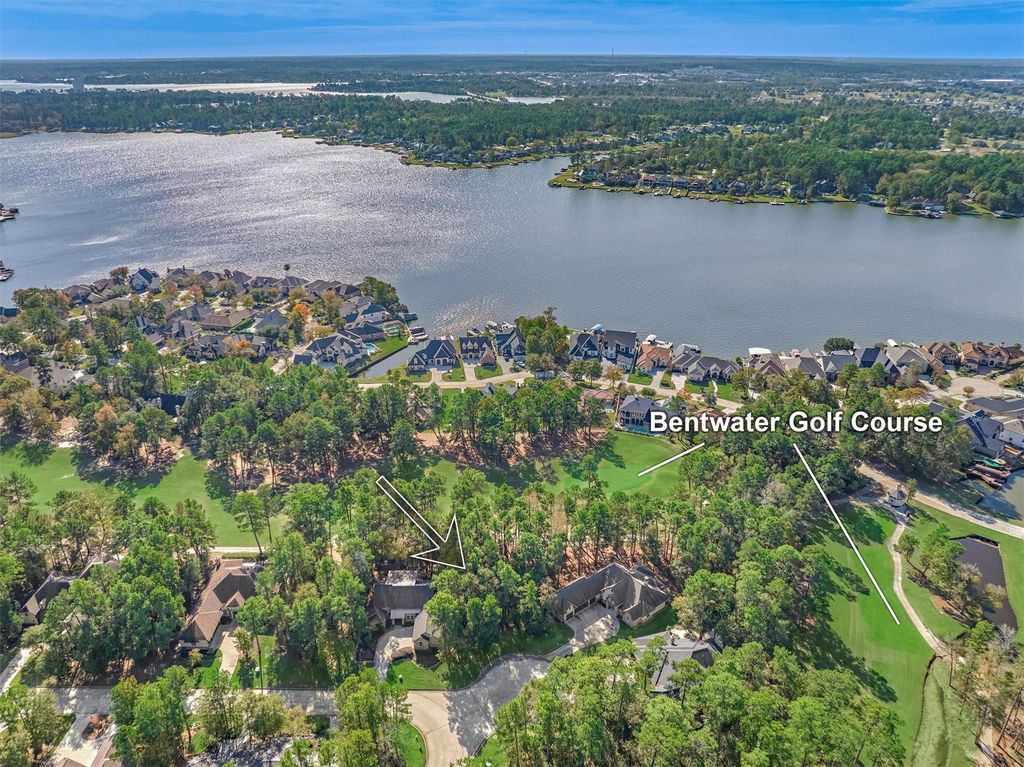 3164 Bentwater Drive, Montgomery, TX 77356