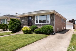 558 Muskegon Avenue, Calumet City, IL 60409