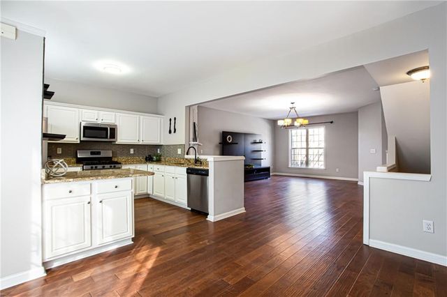 5134 Manerdale SE Drive 3, Atlanta, GA 30339