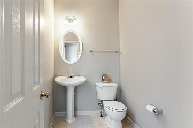 5134 Manerdale SE Drive 3, Atlanta, GA 30339