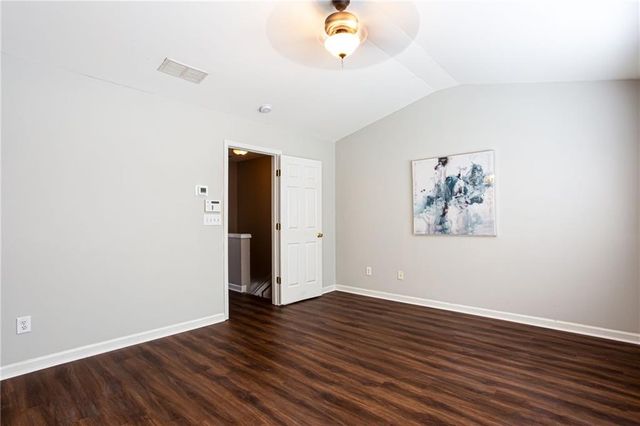 5134 Manerdale SE Drive 3, Atlanta, GA 30339